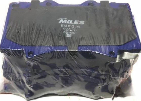 Тормозные колодки Miles (Керамика) передние для Toyota Yaris Verso 1999-2005. Артикул E500210