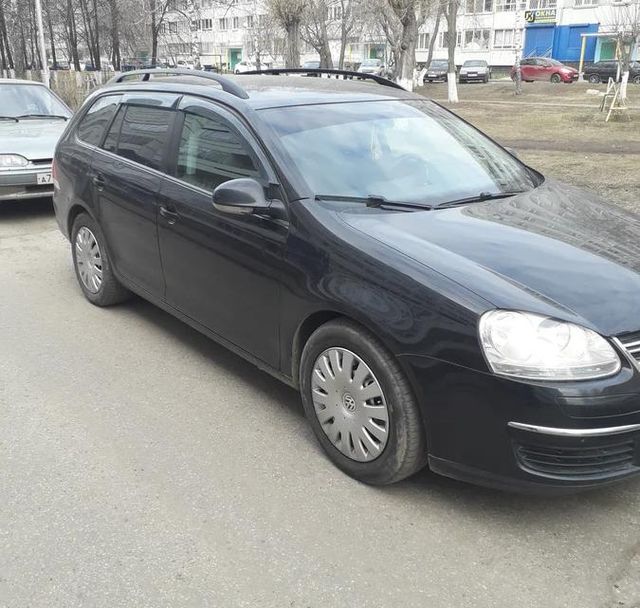 Дефлекторы Cobra Tuning для окон Volkswagen Golf V универсал 2007-2009. Артикул V24007