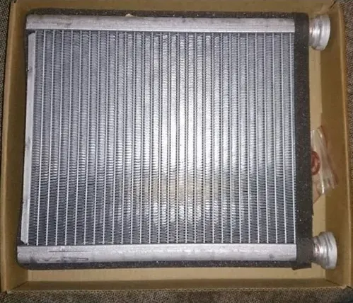 Радиатор отопителя салона TOYOTA COROLLA 06-AURIS (SAT). Артикул STTY293950