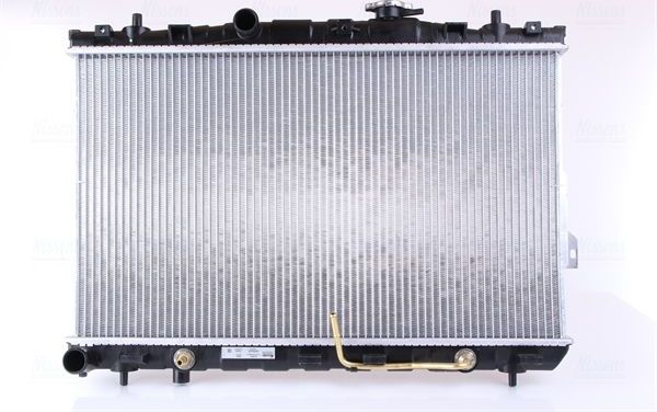 Радиатор охлаждения двигателя Nissens. Артикул 67493