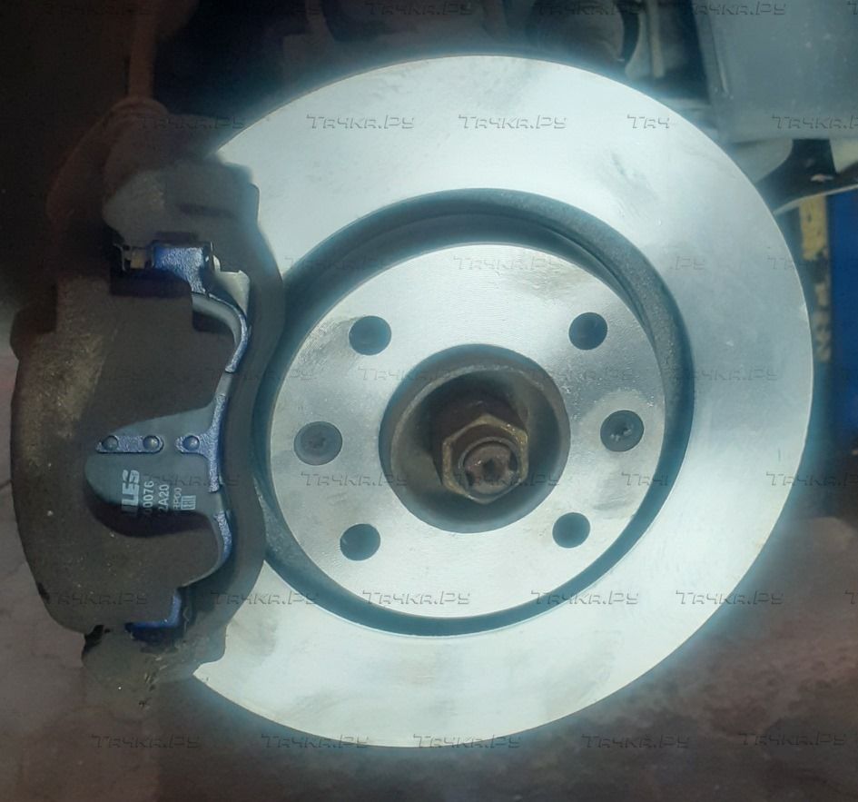 Тормозной диск Miles передний для Citroen C3 I 2002-2010. Артикул K000043