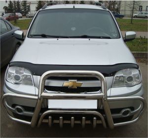 Дефлектор Vip-Tuning для капота Chevrolet Niva 2002-2020. Артикул CH22