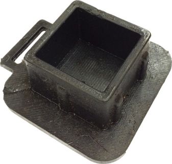 Заглушка фаркопа RUS квадратного сечения без фиксатора универсальная Черная. Артикул 0-00-962