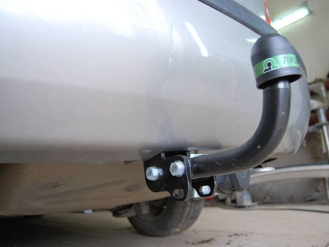 Фаркоп Лидер-Плюс для Skoda Octavia Tour хэтчбек 2004-2010. Артикул S104-A