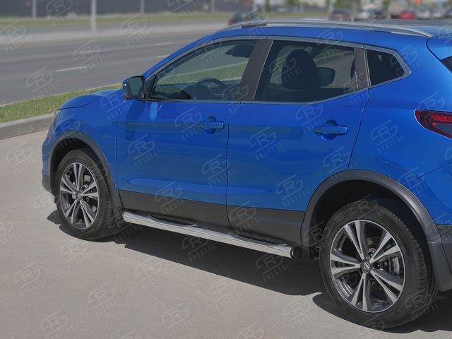 Защита порогов RusStal труба d76 с накладкой (вариант 2) для Nissan Qashqai II рестайлинг 2019-2026. Артикул NQST-0032492