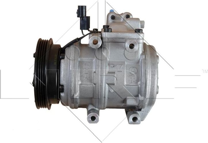 Компрессор кондиционера NRF GENUINE. Артикул 32679G