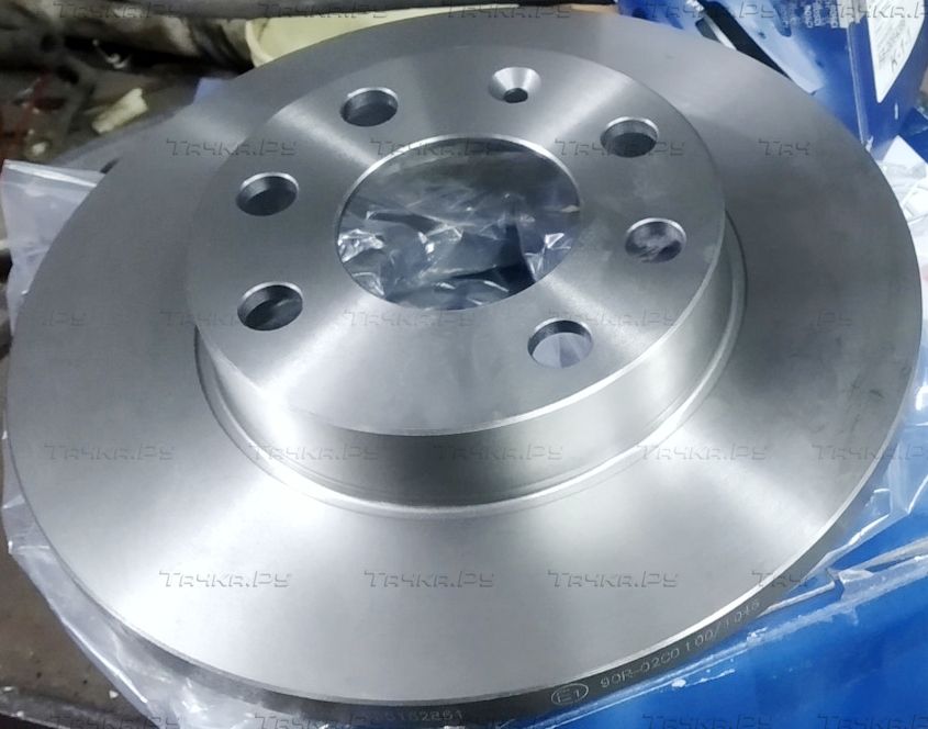 Тормозной диск Bosch передний для Opel Kadett D 1979-1984. Артикул 0 986 478 081