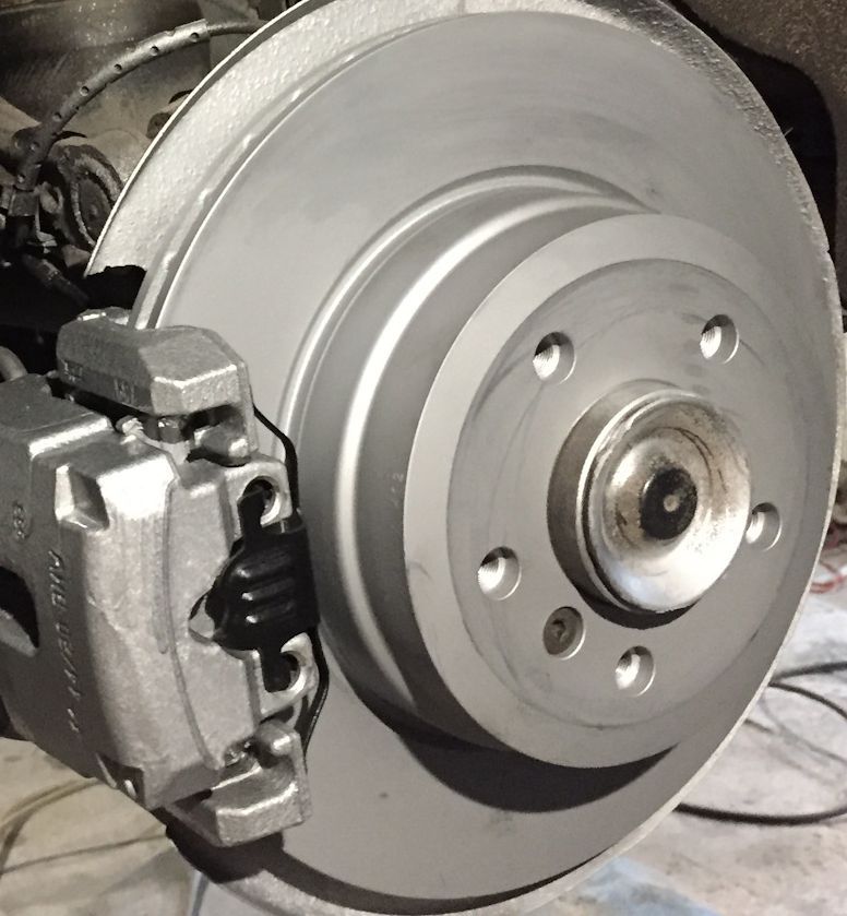 Тормозной диск Zimmermann Coat Z. Артикул 150.3450.20