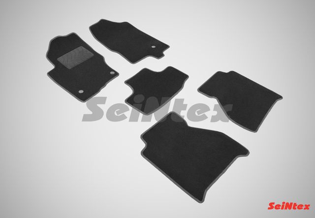 Коврики текстильные Seintex на нескользящей основе для салона Nissan Navara 2010-2026. Артикул 86326