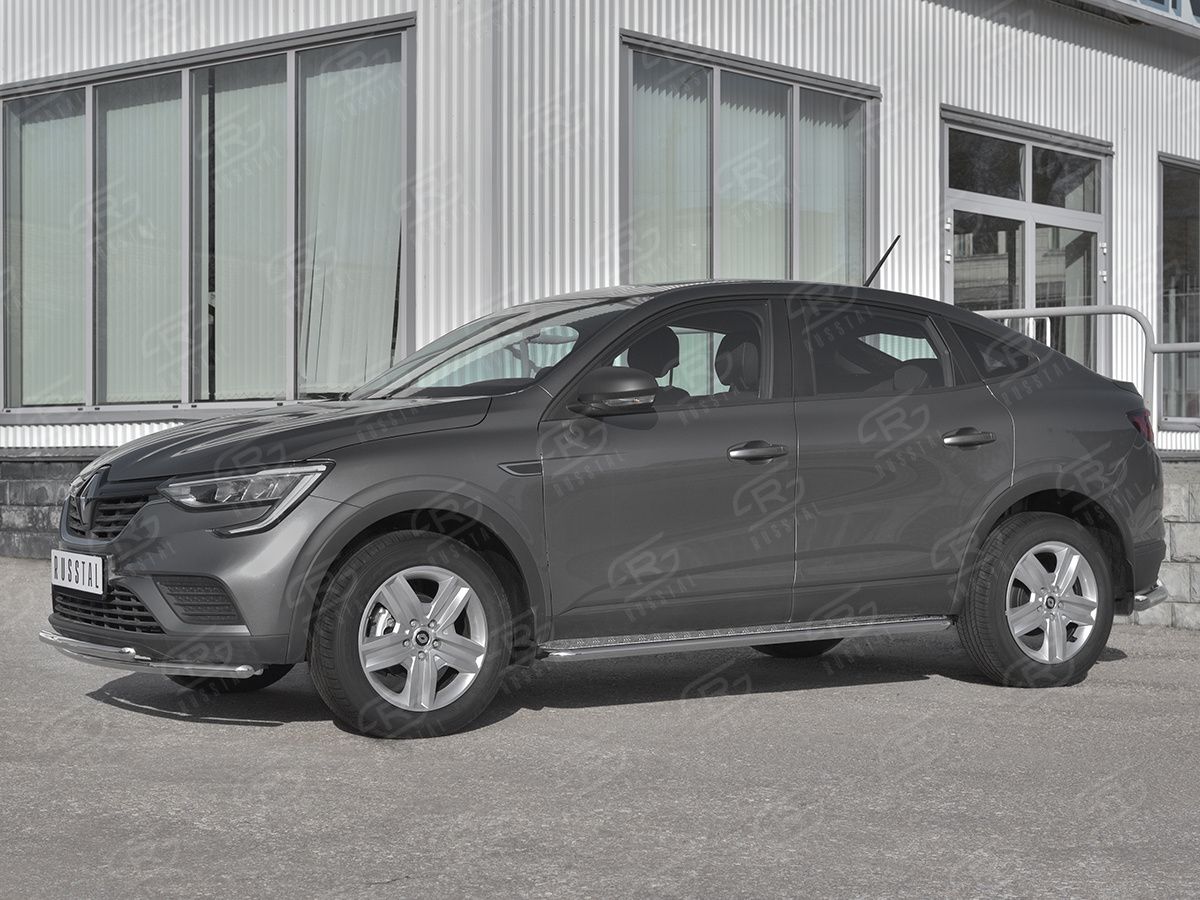 Защита порогов алюминиевые РусCталь труба d42 (вариант 2) с листом для Renault Arkana 2019-2026. Артикул RARL-0033182