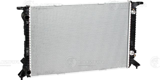 Радиатор охлаждения двигателя Luzar для Audi A4 IV (B8) 2007-2015. Артикул LRc 18180