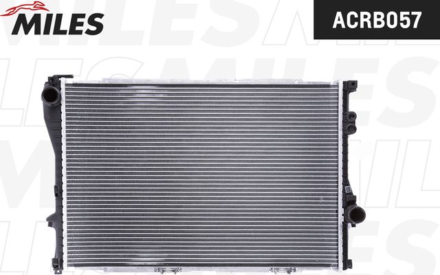 Радиатор охлаждения двигателя Miles для BMW 5 IV (E39) 1996-2004. Артикул ACRB057