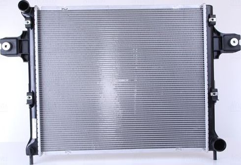 Радиатор охлаждения двигателя Nissens. Артикул 61022