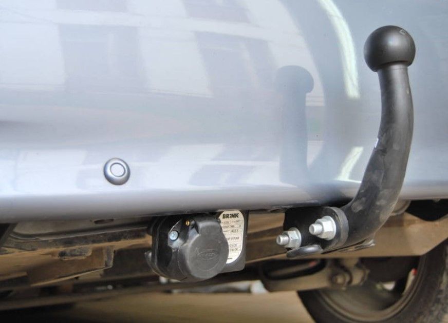 Фаркоп Brink (Thule) для Toyota Verso R2 2009-2018. Артикул 565700