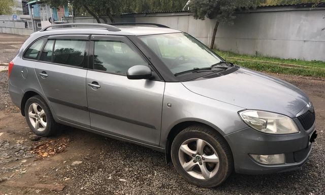 Дефлекторы Cobra Tuning для окон Skoda Fabia II универсал 2007-2014. Артикул S21007