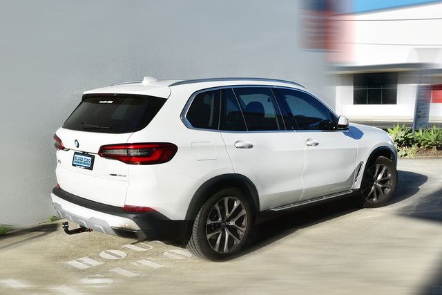 Фаркоп Westfalia для BMW X5 G05 (включая M-Sport) 2018-2026. Артикул 303485600001