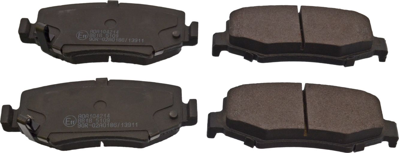 Тормозные колодки Blue Print. Артикул ADA104214
