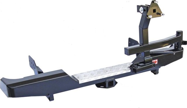 Бампер силовой РИФ задний с квадратом под фаркоп и калиткой для Mitsubishi L200 2005-2015 (кузов 1350 мм). Артикул RIFTRT-20120