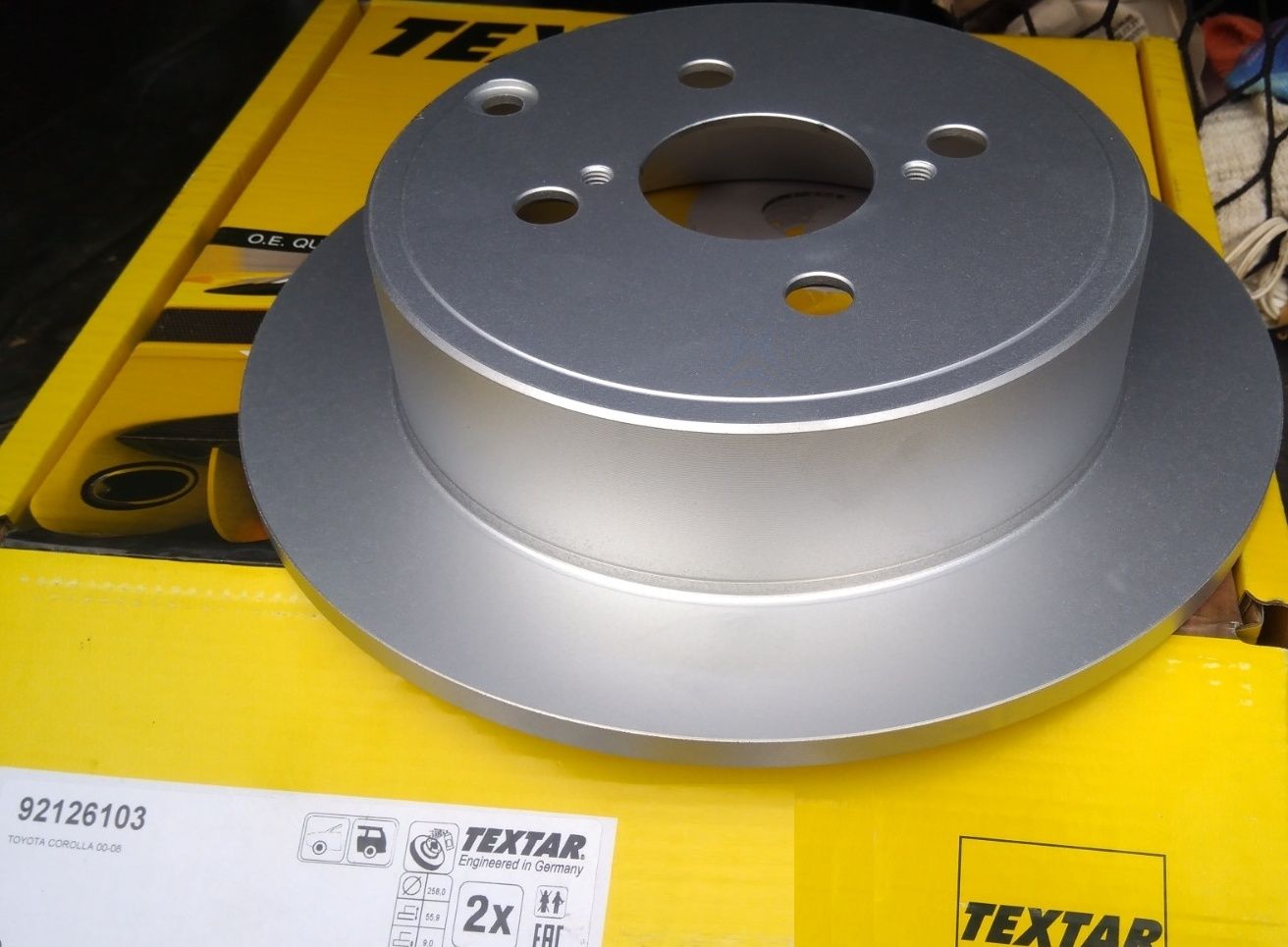 Тормозной диск Textar Pro задний для Toyota Corolla E120, E130 2001-2008. Артикул 92126103