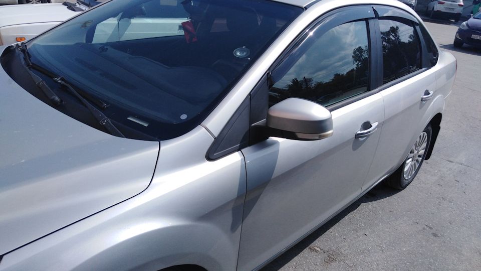 Дефлекторы Cobra Tuning для окон Ford Focus II xэтчбек 2004-2011. Артикул F30604