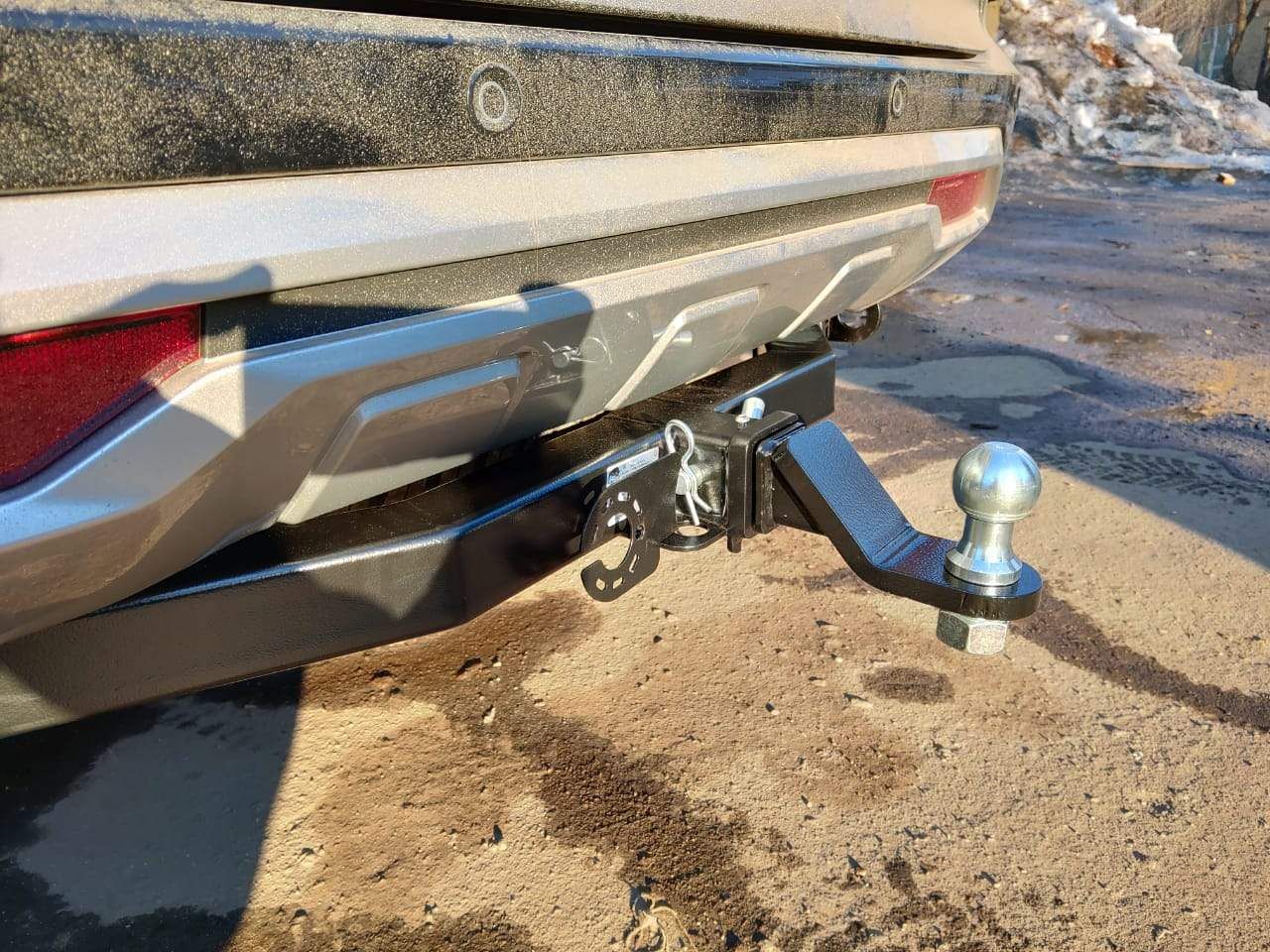 Фаркоп Bizon для Mitsubishi Pajero Sport III рестайлинг 2021-2026. Быстросъемный крюк. Артикул FA 0290-E