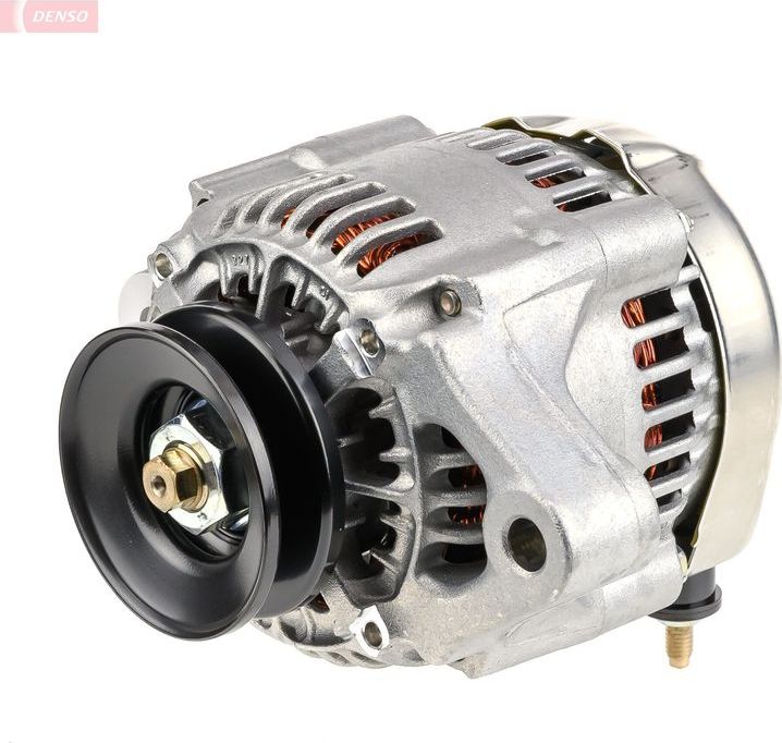 Генератор Denso. Артикул DAN968