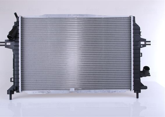 Радиатор охлаждения двигателя Nissens. Артикул 630705