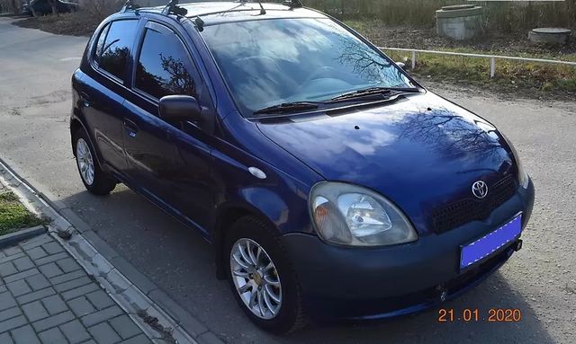 Дефлекторы Heko для окон (передняя пара) Toyota Vitz I 5-дв. 1999-2001. Артикул 29327