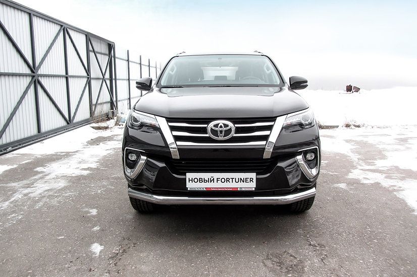 Защита Slitkoff переднего бампера d76 для Toyota Fortuner II (для России) 2017-2026. Артикул TFOR-001
