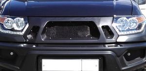 Решетка радиатора с ресничками АВС-Дизайн для УАЗ Патриот 2015-2025. Черная. Артикул ABC.UAZ.GRILL.03B