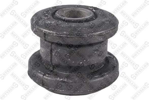 Сайлентблок переднего рычага подвески Stellox. Артикул 77-00882-SX