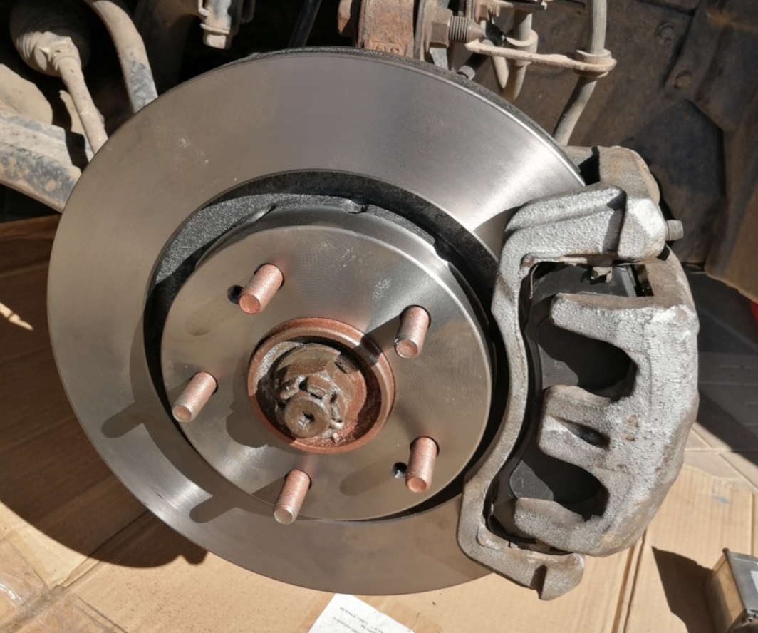 Тормозной диск Miles. Артикул K000140