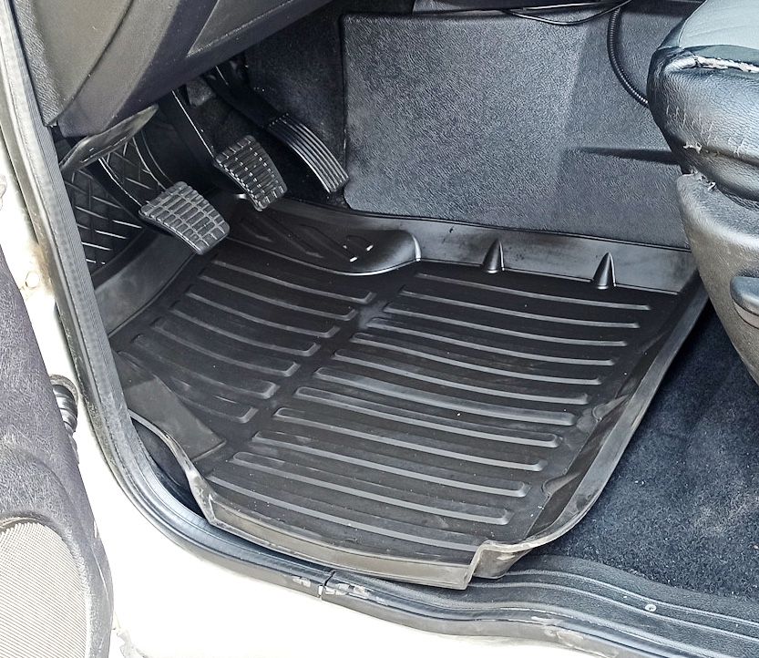 Коврики SRTK резиновые 3D STANDART для салона УАЗ Patriot I рестайлинг 2014-2026. Артикул UAPAT13G01X12