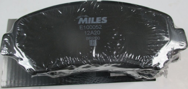 Тормозные колодки Miles (Semi-Metallic). Артикул E100052