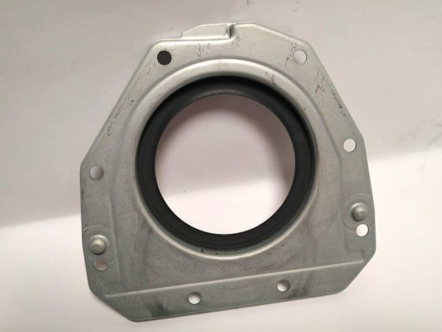 Сальник коленвала VAG. Артикул 06K103171G