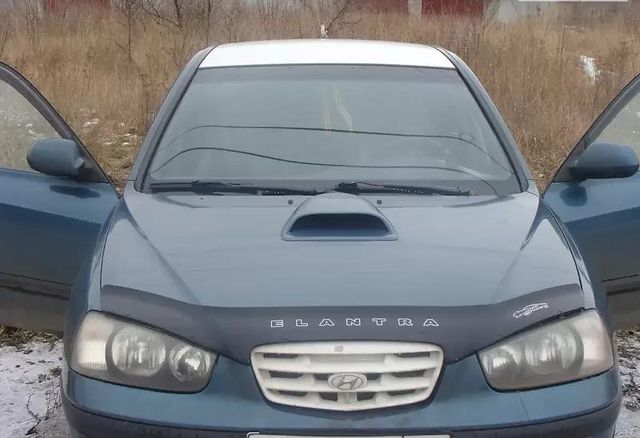 Дефлектор VT52 для капота Hyundai Elantra III до рестайлинга хэтчбек 2000-2003. Артикул HYD18VT