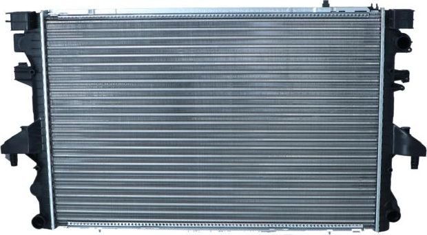 Радиатор охлаждения двигателя NRF (алюминий). Артикул 53795A