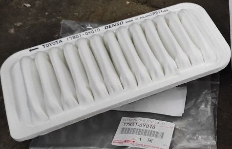 Воздушный фильтр Toyota для Toyota WiLL Cypha 2001-2005. Артикул 178010Y010