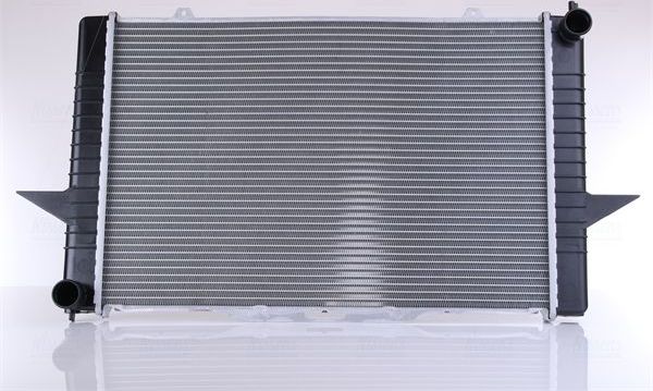 Радиатор охлаждения двигателя Nissens. Артикул 65546A