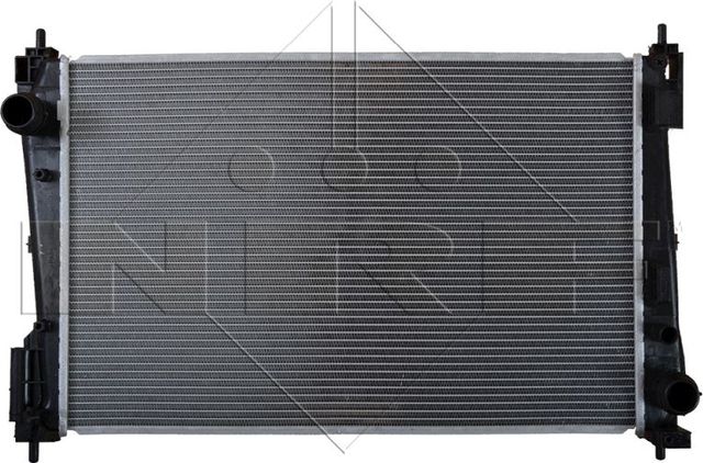 Радиатор охлаждения двигателя NRF (алюминий) для Fiat Punto III Punto 2012-2018. Артикул 53455