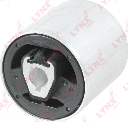 Сайлентблок переднего рычага подвески LYNXauto правый/левый нижний для BMW 5 IV (E39) 1996-2003. Артикул C8096