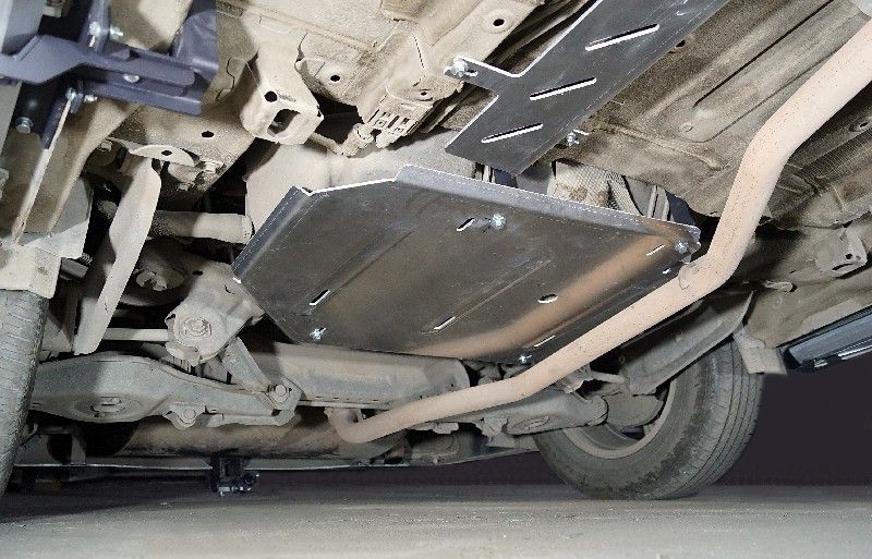 Защита алюминиевая ТСС (4 мм) для бака GAC GS5 2020-2026. Артикул ZKTCC00628