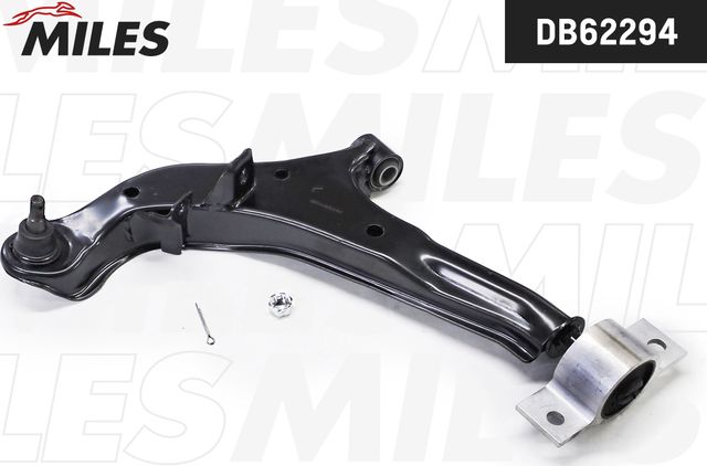 Поперечный рычаг передней подвески Miles передний левый нижний для Nissan Maxima A33 2000-2003. Артикул DB62294