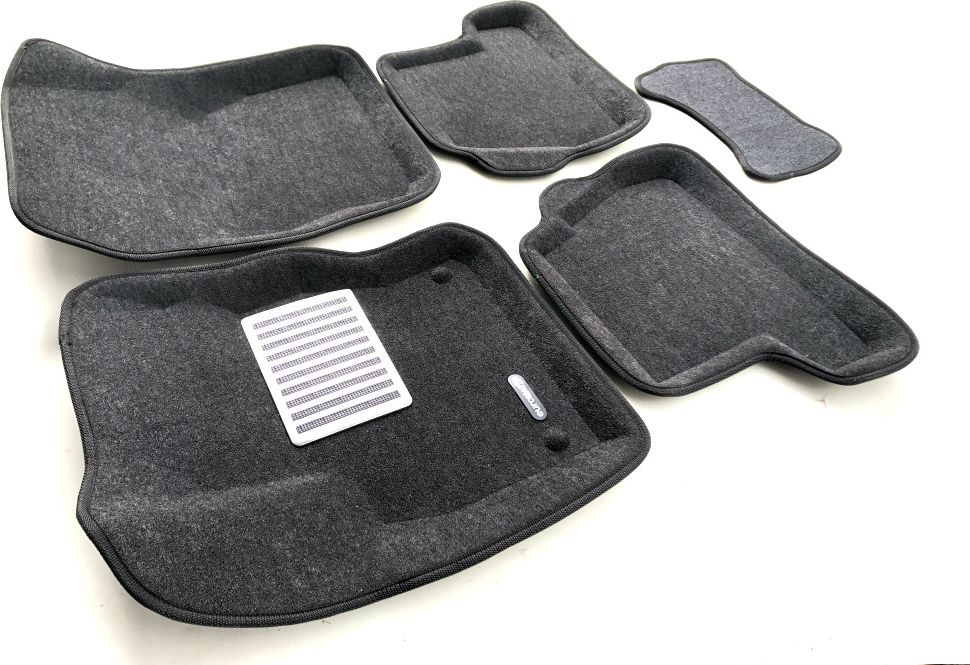 Коврики текстильные Euromat 3D Lux для салона Ford Focus III седан, хэтчбек, универсал 2011-2014 Темно-серые. Артикул EM3D-002207G