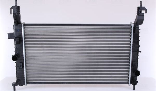 Радиатор охлаждения двигателя Nissens для Opel Meriva A 2003-2010. Артикул 63087A