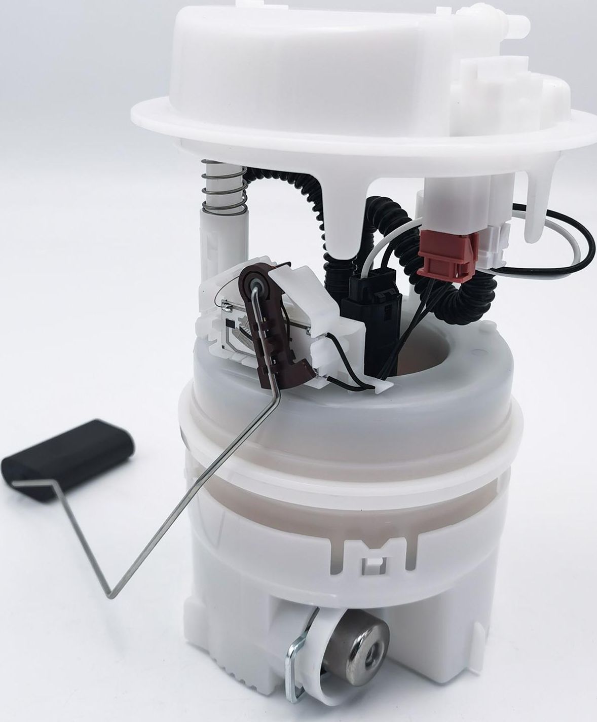 ТОПЛИВНЫЙ БЕНЗОНАСОС В СБОРЕ CITROEN/PEUGEOT 206 HATCHBACK (2A/C) 1.1 (Achr). Артикул EFM1290805