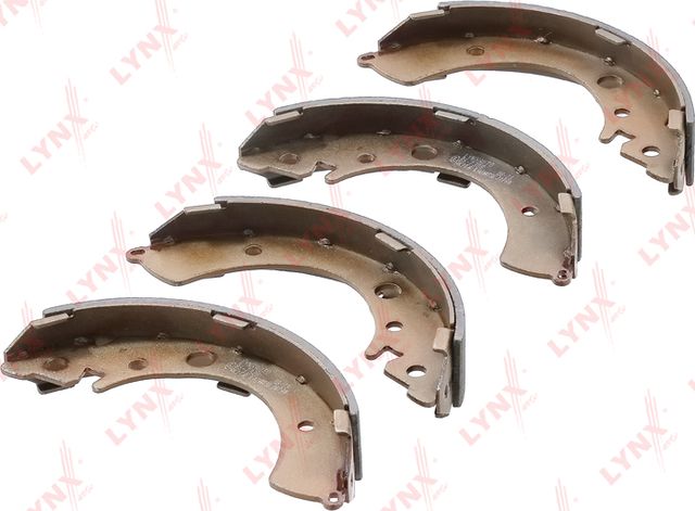 Тормозные колодки LYNXauto. Артикул BS-7308