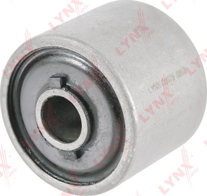 Сайлентблок переднего рычага подвески LYNXauto. Артикул C9975
