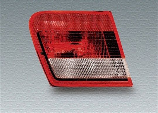 Фонарь задний Magneti Marelli правый для BMW 3 IV (E46) 1999-2005. Артикул 714028681801