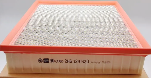 Воздушный фильтр VAG. Артикул 2H6129620